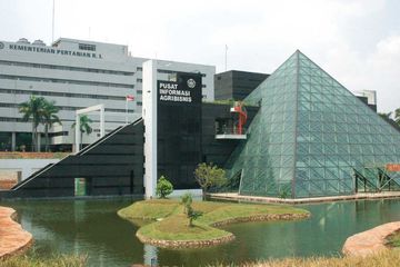 Belum Lama Klaim Ciptakan Kalung Antivirus , Kini Kantor Kementan Lockdown Karena Covid-19