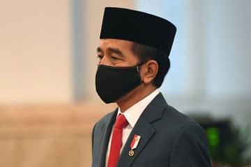 Jokowi kesal pernyataan para menterinya banyak yang simpang-siur soal penanganan Covid-19.