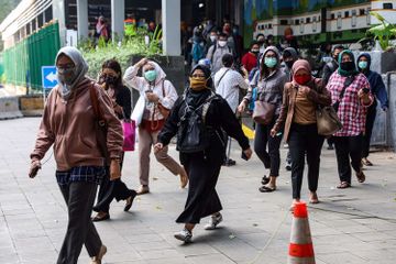 Dokter sarankan penggunaan masker pada pekerja di ruangan tertutup dan ber-AC