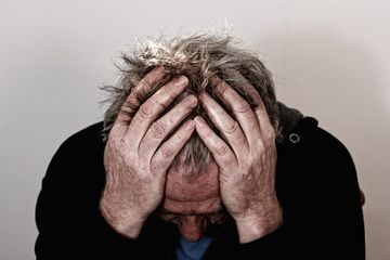 Ketahui gerakan sederhana untuk meredakan vertigo mendadak.