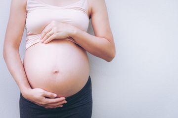 Berikut 2 ciri utama ibu tak lama lagi akan segera melahirkan.