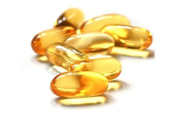 Cara menghilangkan bekas jerawat membandel dengan bantuan minyak vitamin E.