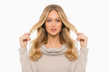 Hempaskan Uban Dan Jadikan Rambut Berwarna Pirang Bak Bule Cantik Hanya Dengan Racikan Kunyit Begini Cara Buatnya Semua Halaman Nakita