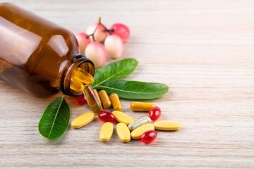 Ilustrasi - Obat herbal Kanker.