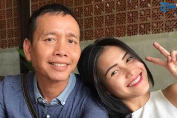 Abdul Rozak Berikan Uang Banyak Pada Pacar Adik Ayu Ting Ting Ibu Bilqis Ngamuk Tak Terima Dan Ngajak Ribut Sampai Ditenangkan Sang Ayah Udah Jangan Pada Berantem Semua Halaman Hits