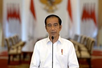 Jokowi turunkan harga tes PCR di Indonesia karena masih tergolong mahal. 