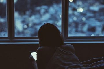 Diduga Lupa Mematikan Aplikasi Kuliah Daring, Seorang Mahasiswi ...