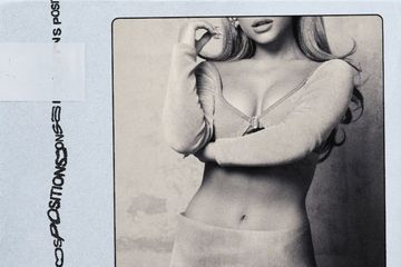 Lirik Lagu Positions Milik Ariana Grande Dengan Terjemahan Sonora Id