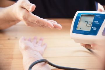 9 Penyebab Sering Tiba Tiba Pingsan Akibat Tekanan Darah Rendah Semua Halaman Grid Health