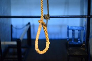 Sudah ada 2 Berita Gantung Diri yang Menghebohkan Baru-baru Ini, Fenomena Apa Gerangan? 