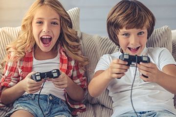 Video game tidak selalu buruk bagi kesehatan anak dan remaja. Ada faktor psikologis  yang memiliki pengaruh signifikan pada kesejahteraan mental.
