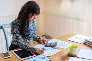 3 Aplikasi Investasi Saham Online Yang Sudah Terdaftar Di Ojk Semua Halaman Nextren Grid Id<script async src=