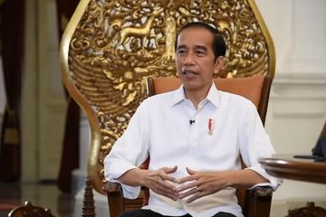 Jokowi Umumkan Pedagang Pasar hingga Karyawan Mal Akan Divaksinasi Pekan Depan