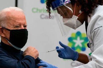Joe Biden disuntik vaksin Covid-19 Pfizer
