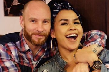 Tak Ada Angin Tak Ada Hujan Melaney Ricardo Ungkap Rumah Tangganya Di Ujung Tanduk 11 Tahun Menikah Terbesit Ceraikan Tyson Lynch Hingga Nekat Datangi Sosok Ini Semua Halaman Grid Star