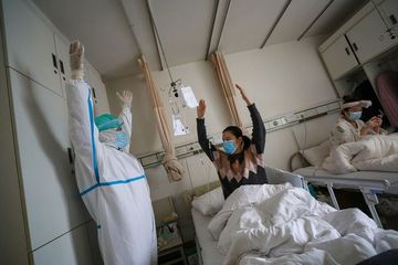 Hormon etsrogen menghindarkan wanita dari risiko kematian akibat Covid-19.