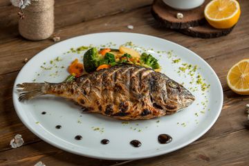 Rutin makan ikan setiap hari, seorang pria berhasil turunkan berat badan 45 kilo.