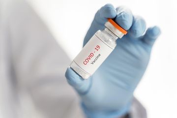 Vaksin Covid-19 buatan Pfizer Biontech terbukti ampuh lawan varian baru virus corona.