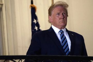 Sering Anggap Remeh Covid-19, Donald Trump dan Istri Kedapatan Minta Disuntik Vaksin