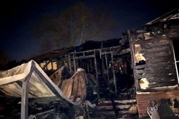 Rumah terbakar akibat satu keluarga positif Covid-19