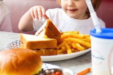 Sebuah studi di Norwegia menemukan bahwa anak-anak di usia balita yang makan gluten berlebih dapat mengembangkan diabetes tipe 1 di kemudian hari.