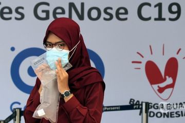 GeNose 19 merupakan screening kategori rapid test. Dikembangkan oleh peneliti dari Universitas Gadjah Mada ( UGM) Yogyakarta.