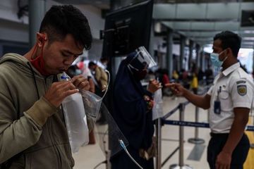 Alat tes Covid-19 GeNose wajib di semua moda transportasi, Ahli epidemiologi beri kritik.