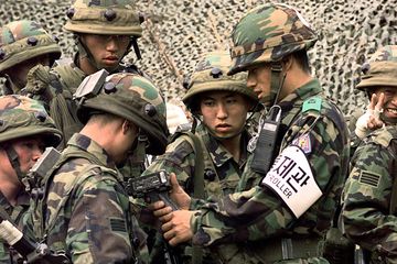 Besar Pasak Daripada Tiang Siapa Sangka Salah Satu Militer Paling Kaya Di Dunia Ini Justru Terbelit Masalah Keuangan Mati Matian Naikkan Gaji Tentara Demi Hal Ini Semua Halaman Intisari