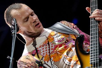 Inilah Penjelasan Ilmiah Kenapa Bass Jadi Unsur Terpenting Dalam Musik Hai
