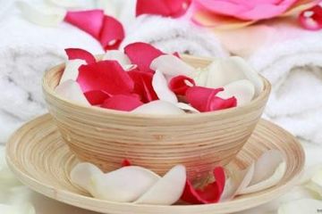 Musimnya Berhemat, DIY Masker Bunga Mawar Bikin Wajah Jadi Mulus