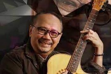 Kunci Lagu Ebiet G Ade Berita Kepada Kawan