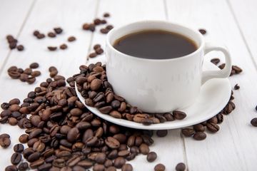 Mereka yang gemar mengonsumsi kopi saat sahur harus mewaspadai potensi munculnya efek diuresis.