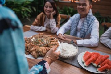 Tak Perlu Khawatir Kolesterol Naik Saat Lebaran, Ini 5 Solusi Dari Pakar Unair