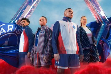 PSG Rilis Kolaborasi Jersey Kandang Bareng Jordan untuk Musim Depan - Hai