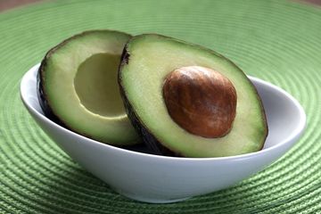 Penyandang Diabetes Rutin Sarapan Alpukat, Rasakan 5 Khasiatnya Ini
