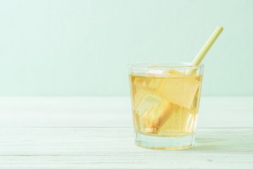 Air rendaman serai untuk penderita asam urat.