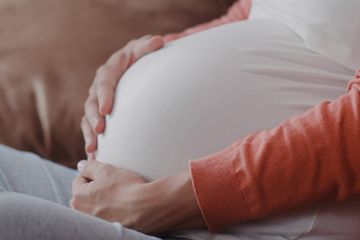 Yang Harus Diketahui dan Dilakukan Ibu Hamil Saat Ketuban Pecah Dini 