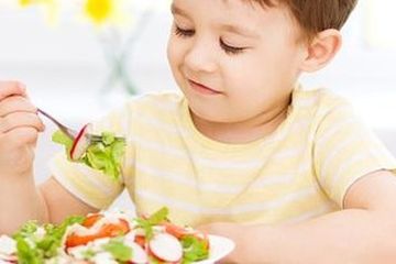 Pemberian Makanan Pada Anak Saat Diare, Hindari Gorengan dan Makanan Tinggi Serat