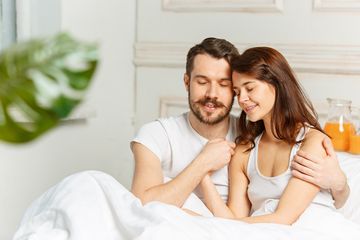 Arti mimpi suami berhubungan badan dengan orang yang dikenal