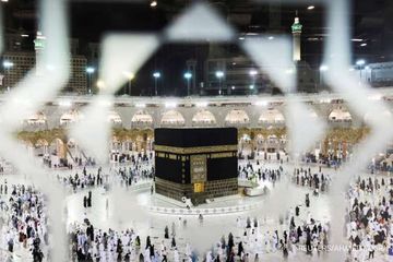 Ibadah umroh tidak perlu lagi karantina setiba di tanah suci.