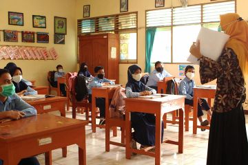 Indonesia didesak WHO dan Unicef, segera gelar sekolah tatap muka.