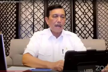 Menko Luhut umumkan perpanjangan PPKM 