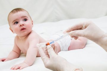Pengobatan Diabetes pada Bayi, Lebih Baik Suntik Insulin atau Infus?