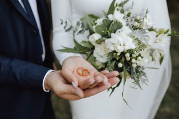 Pernikahan Dini Berisiko Bagi Kesehatan, Kapan Usia Ideal Menikah?