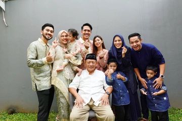 Berita Reaksi Terbaru Hari Ini Fotokita<script async src=