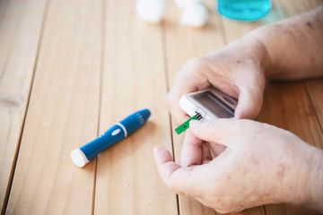 Penyandang Diabetes Harus Tahu, Begini Cara Cek Gula Darah Mandiri