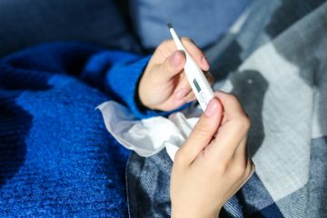 Virus Langya terdeteksi saat peneliti mempelajari demam yang dialami pasien.