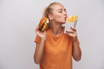 Perhatikan ciri-ciri dan penyebab diabetes usia muda.