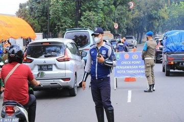 Jelang Nataru terjadi kenaikan kasus di 19 Kabupaten/kota di Indonesia, apakah karena varian Omicron?