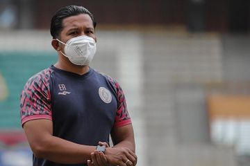 'Dokter' tim PS Sleman Elwizan Aminuddin. Pernah di Timnas, kini terancam di penjara karena ijazah palsu.